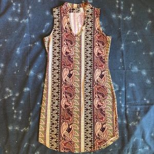 Stretchy sleeveless boho pattern dress